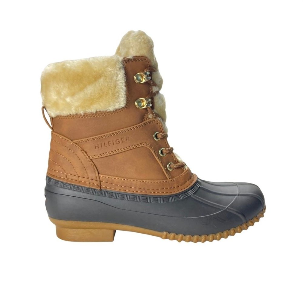 TOMMY HILFIGER rain boot womens Reisen Faux Fur Detail Lace-Up Boot   6M